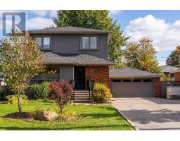 47 BRENDA CRESCENT, Toronto, Ontario