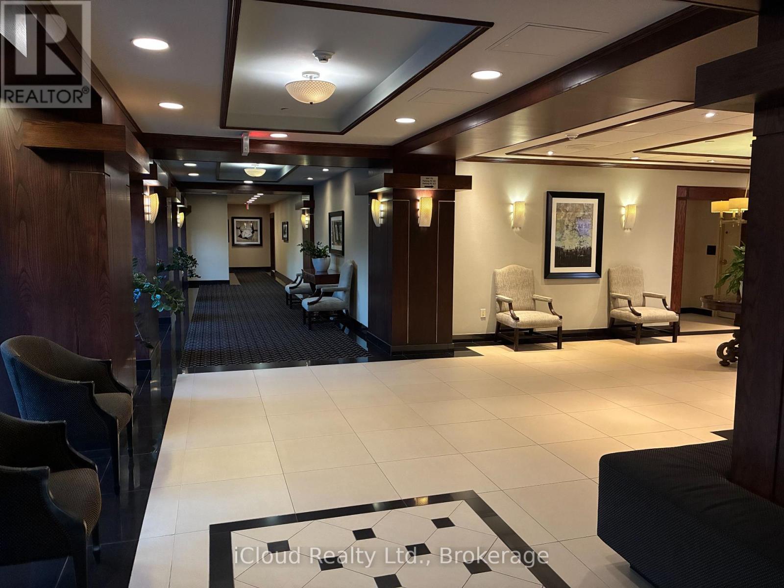 1502 - 101 Subway Crescent, Toronto, Ontario  M9B 6K4 - Photo 4 - W12444268
