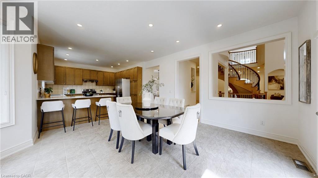 2238 Lyndhurst Drive, Oakville, Ontario  L6H 7V4 - Photo 11 - 40777404