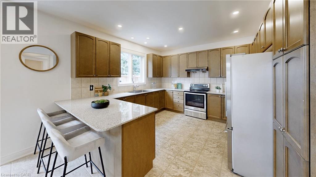 2238 Lyndhurst Drive, Oakville, Ontario  L6H 7V4 - Photo 13 - 40777404
