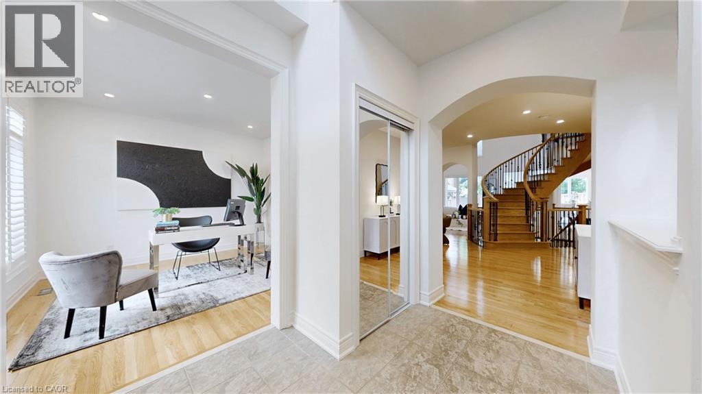 2238 Lyndhurst Drive, Oakville, Ontario  L6H 7V4 - Photo 21 - 40777404