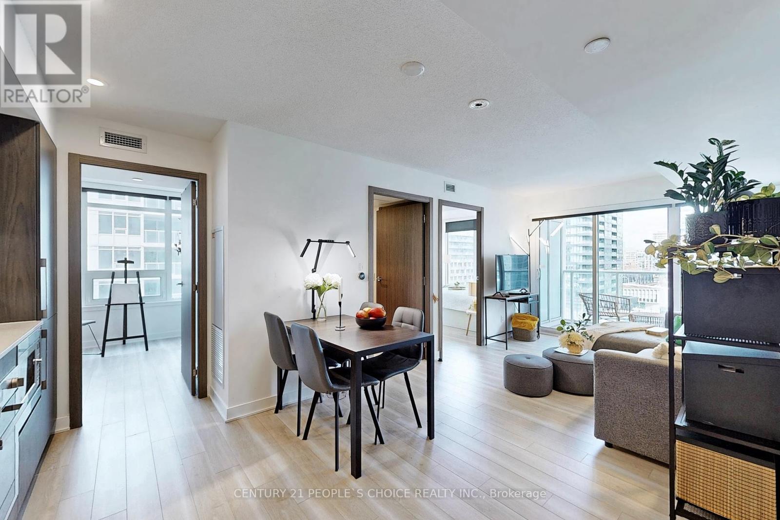 1006 - 17 Bathurst Street, Toronto, Ontario  M5V 0N1 - Photo 14 - C12450839
