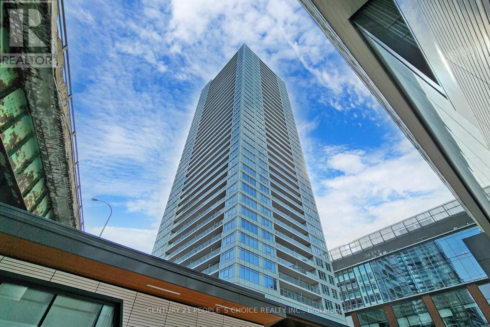 1006 - 17 Bathurst Street, Toronto, Ontario  M5V 0N1 - Photo 2 - C12450839