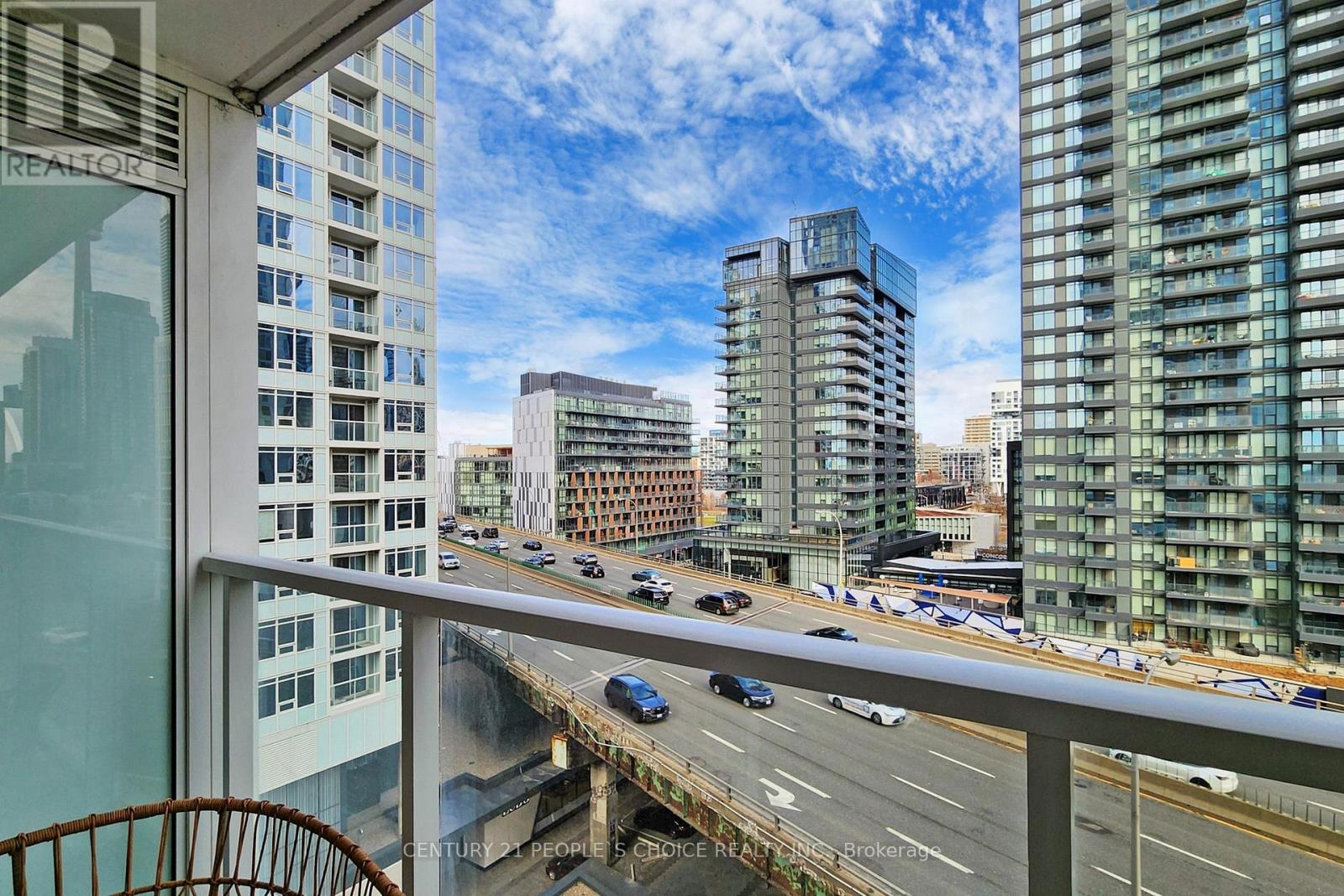 1006 - 17 Bathurst Street, Toronto, Ontario  M5V 0N1 - Photo 28 - C12450839