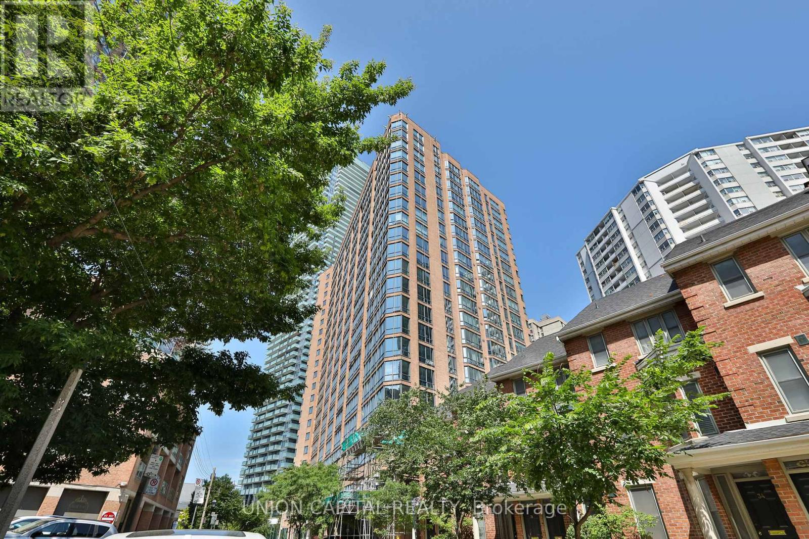 2209 - 1055 Bay Street, Toronto, Ontario  M5S 3A3 - Photo 1 - C12450843