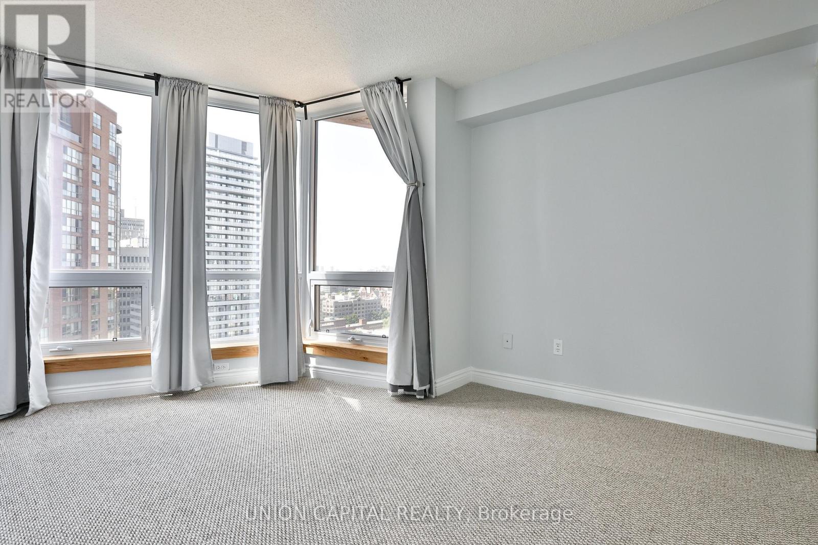 2209 - 1055 Bay Street, Toronto, Ontario  M5S 3A3 - Photo 21 - C12450843