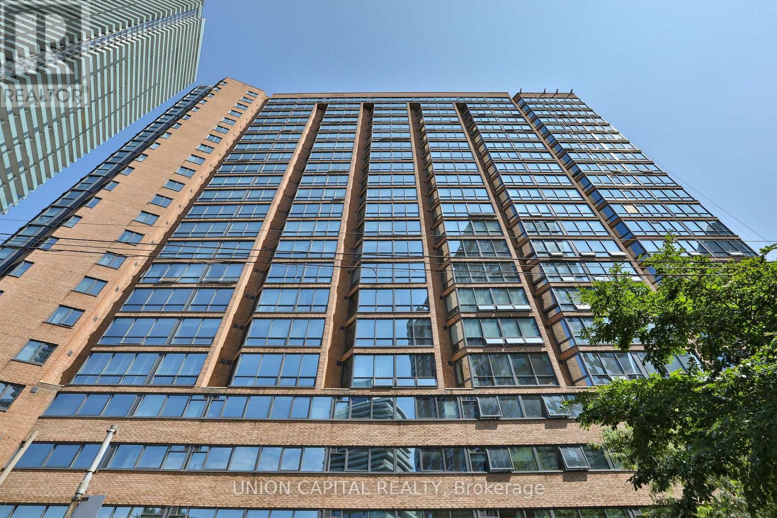 2209 - 1055 Bay Street, Toronto, Ontario  M5S 3A3 - Photo 4 - C12450843