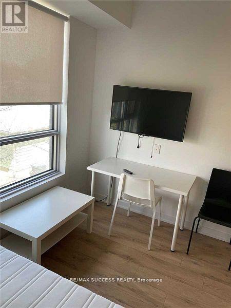 205 - 1800 Simcoe Street N, Oshawa, Ontario  L1G 4X9 - Photo 3 - E12450815
