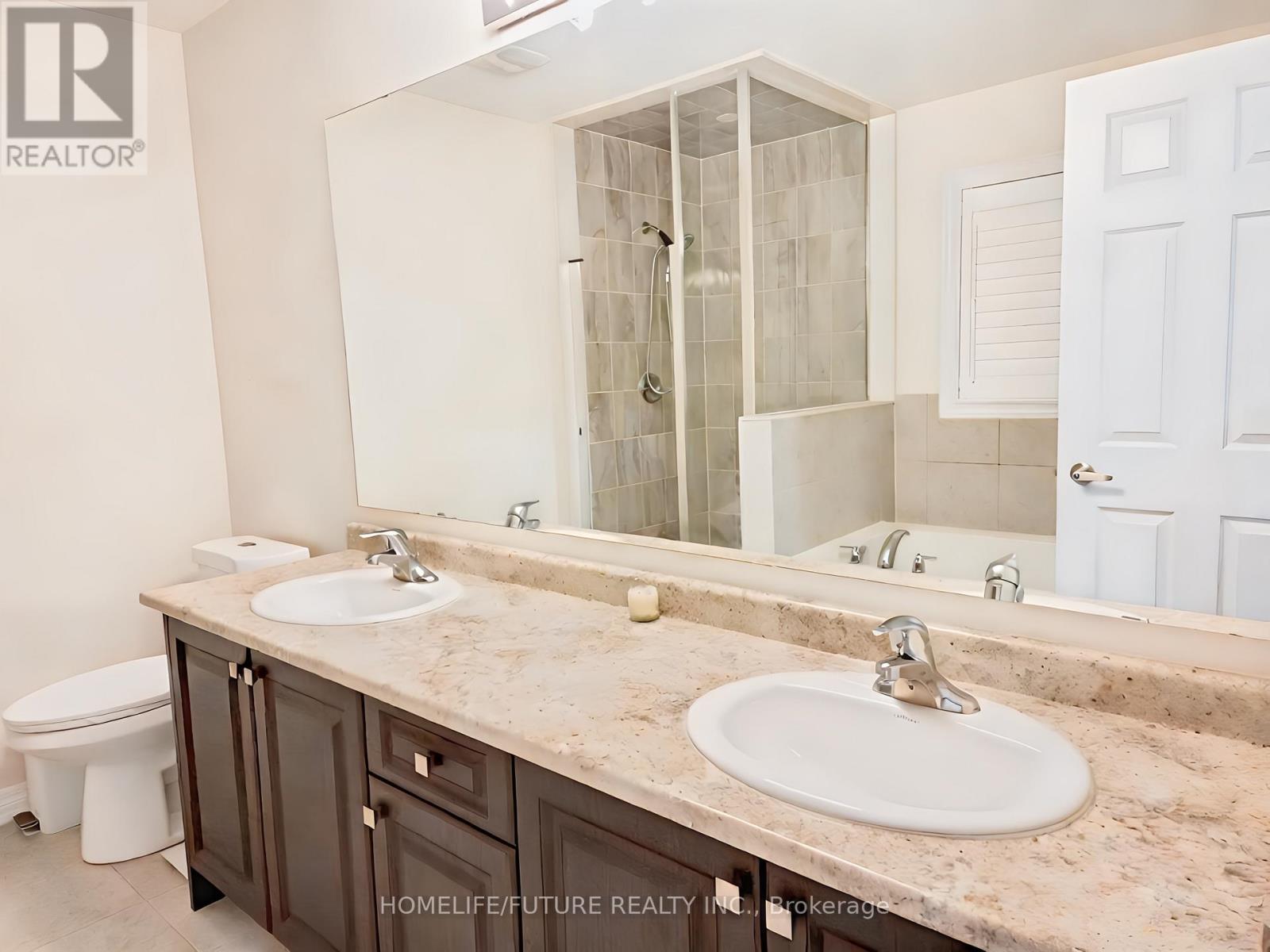 2426 Hibiscus Drive, Pickering, Ontario  L1X 0G7 - Photo 12 - E12450835