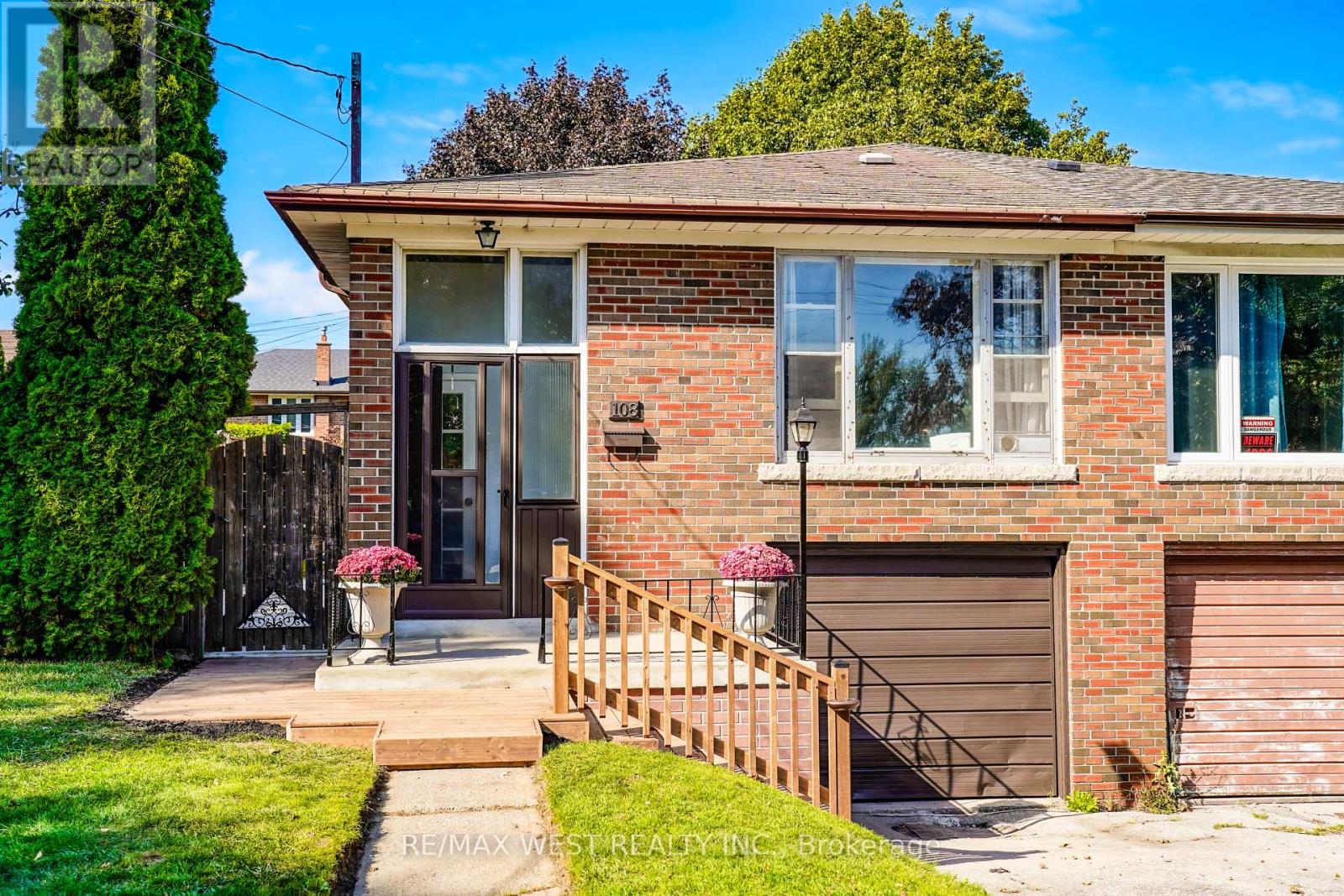 108 Pandora Circle, Toronto, Ontario  M1H 1V9 - Photo 1 - E12450840