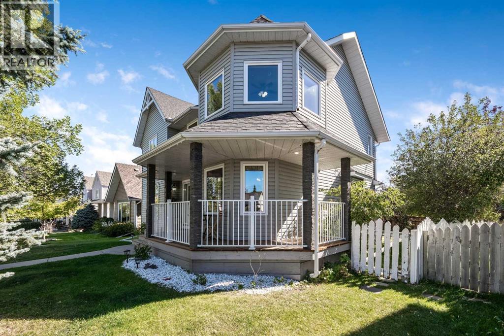 135 Westridge Close, Okotoks, Alberta  T1S 1N4 - Photo 2 - A2259804
