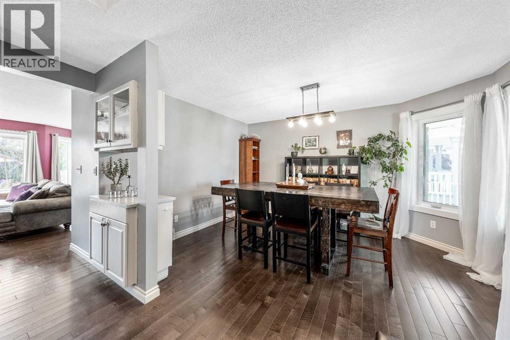 135 Westridge Close, Okotoks, Alberta  T1S 1N4 - Photo 6 - A2259804