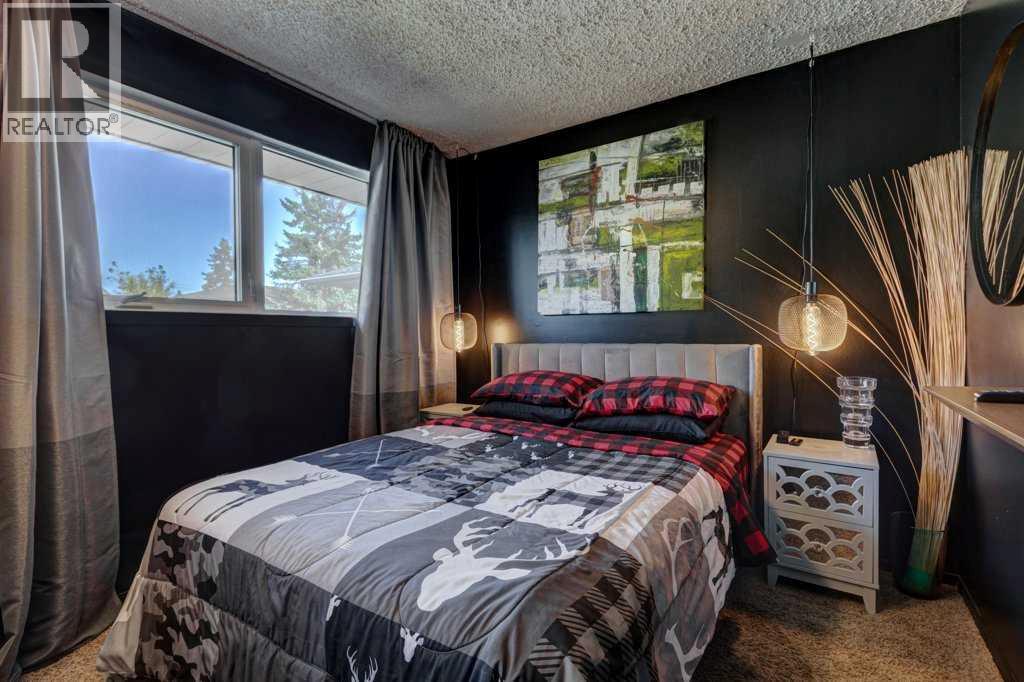 3240 Doverville Crescent Se, Calgary, Alberta  T2B 1T9 - Photo 16 - A2261326