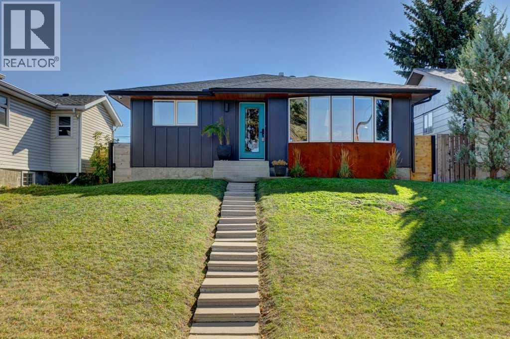 3240 Doverville Crescent Se, Calgary, Alberta  T2B 1T9 - Photo 2 - A2261326