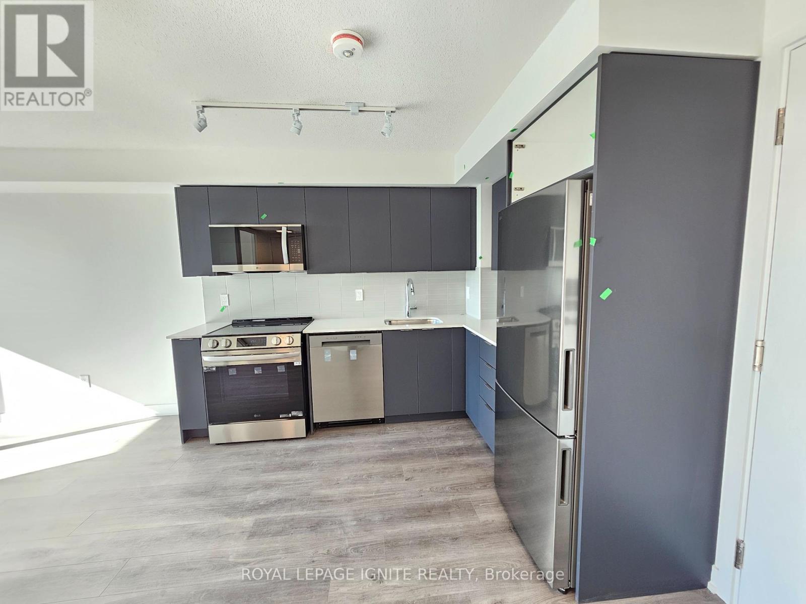 807 - 225 Malta Avenue, Brampton, Ontario  L6Y 4M5 - Photo 4 - W12445442