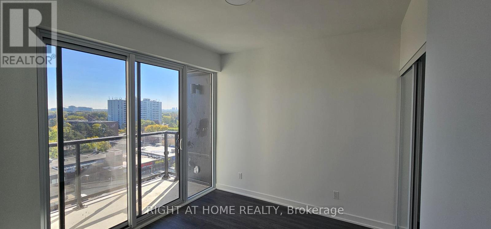 720 - 8188 Yonge Street, Vaughan, Ontario  L4J 1W5 - Photo 11 - N12450816