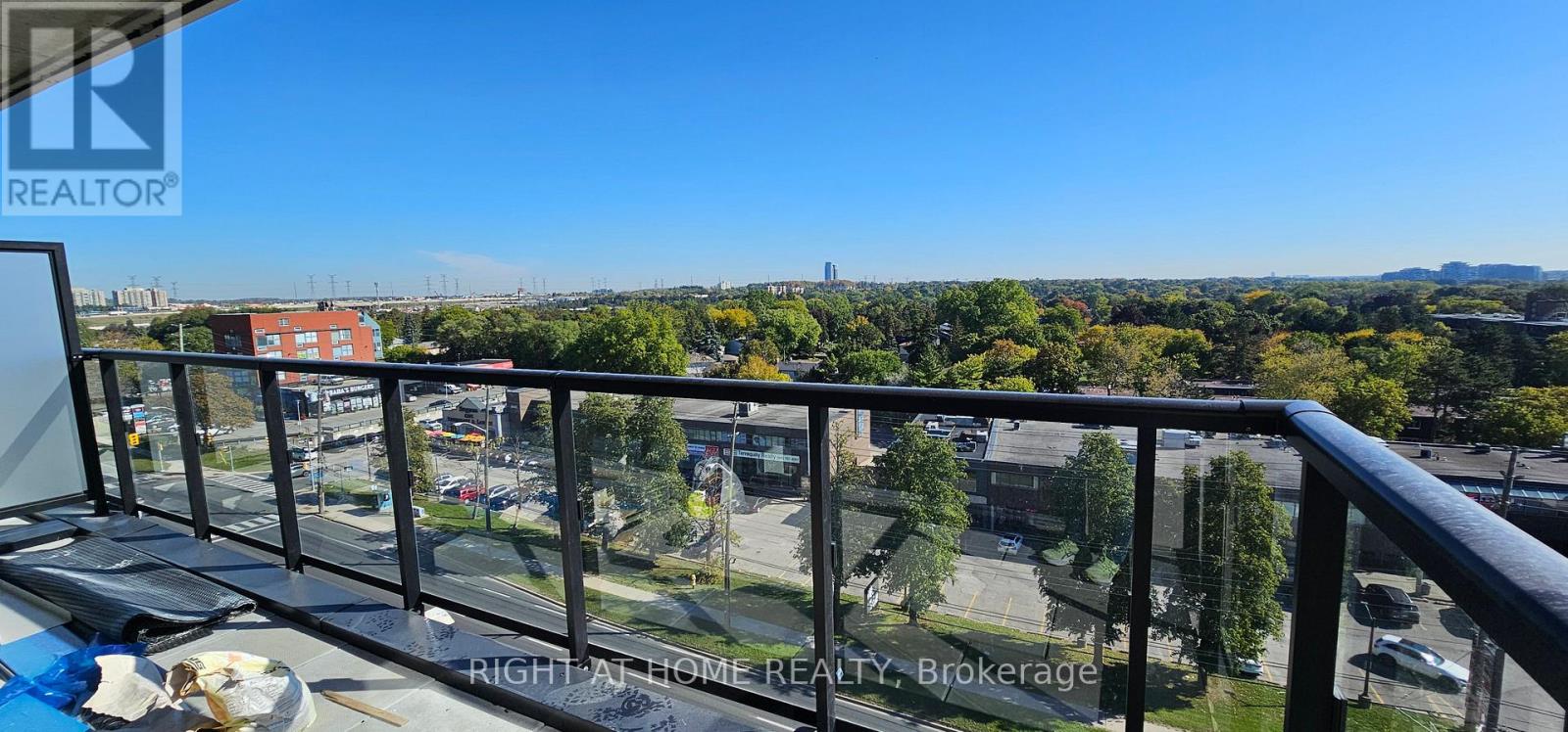 720 - 8188 Yonge Street, Vaughan, Ontario  L4J 1W5 - Photo 14 - N12450816