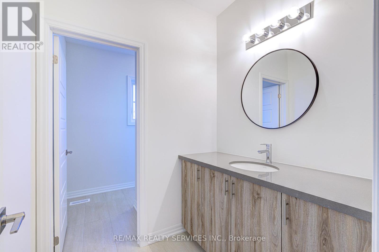 34 Donnybrook Court, Brampton, Ontario  L6P 1T6 - Photo 25 - W12450809