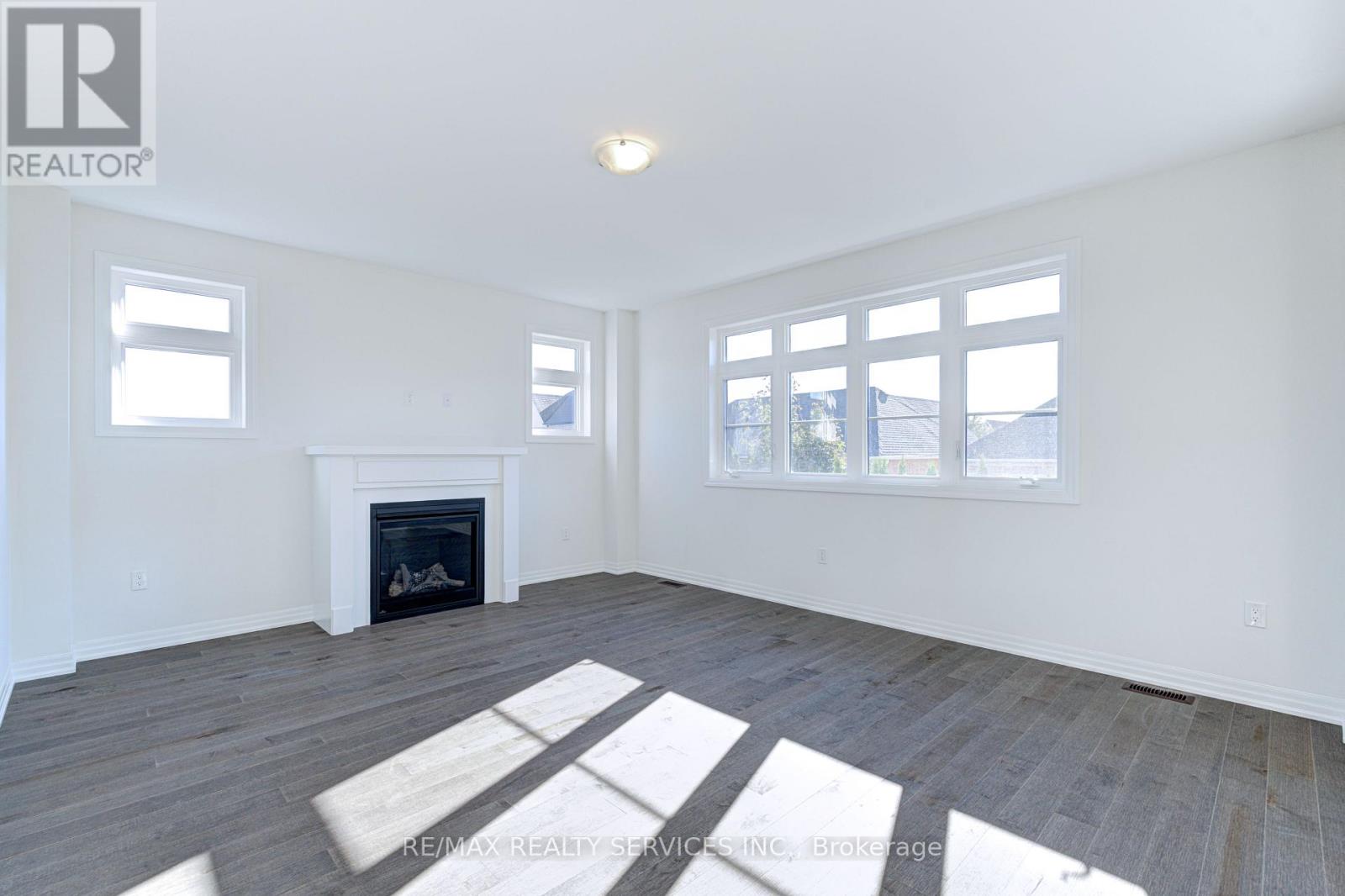 34 Donnybrook Court, Brampton, Ontario  L6P 1T6 - Photo 9 - W12450809