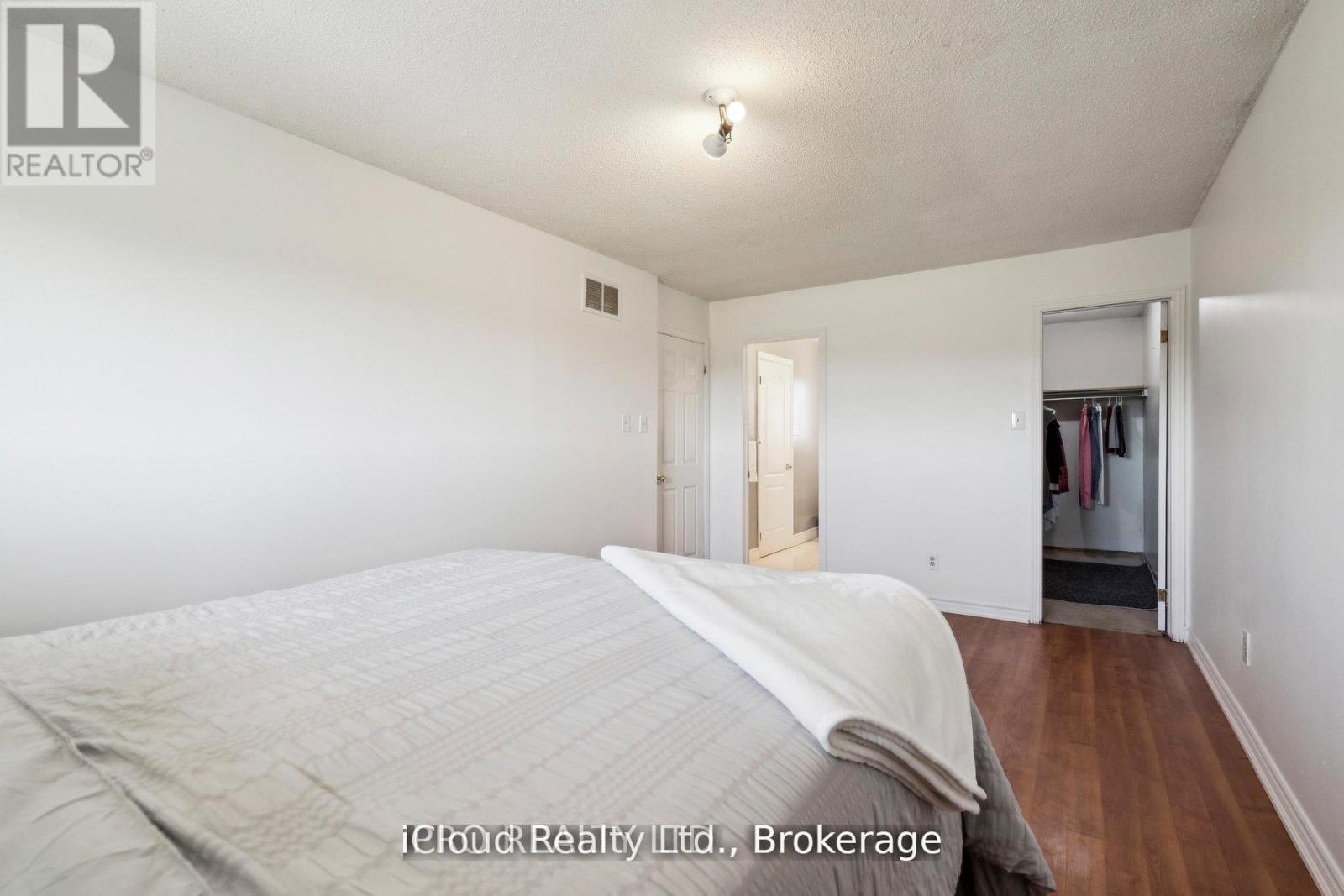 15 Fallen Oak Court, Brampton, Ontario  L6Y 3T6 - Photo 21 - W12450811