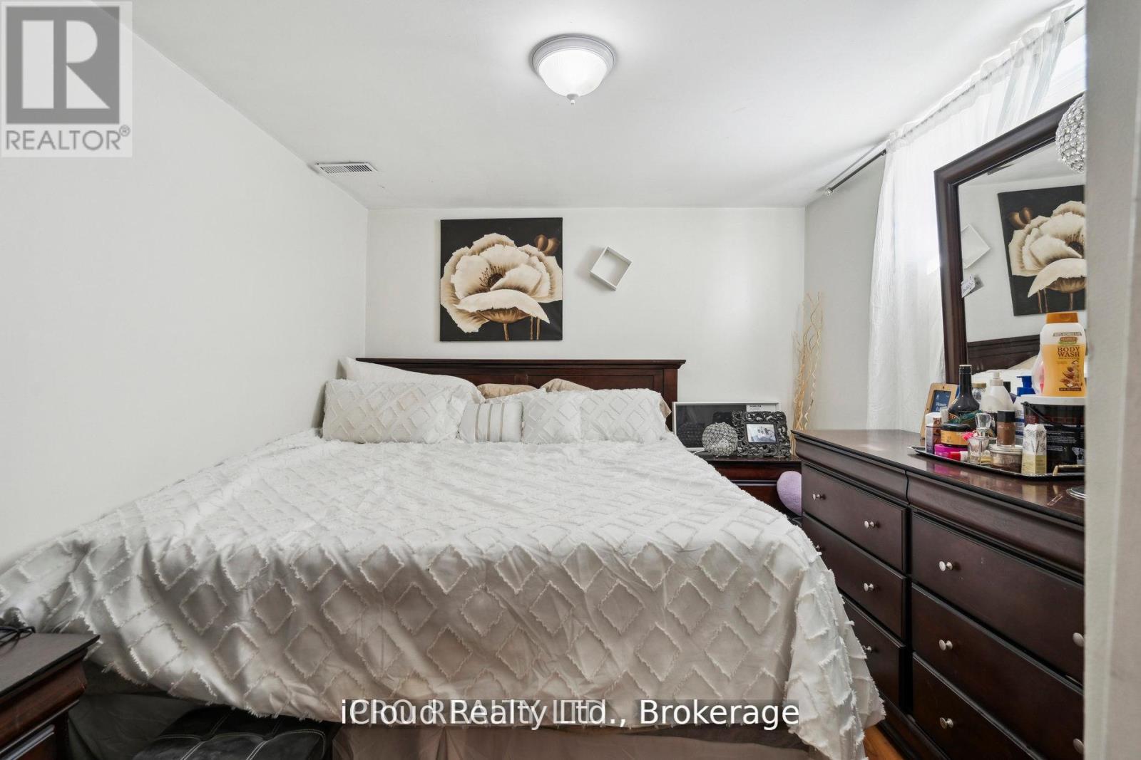 15 Fallen Oak Court, Brampton, Ontario  L6Y 3T6 - Photo 37 - W12450811