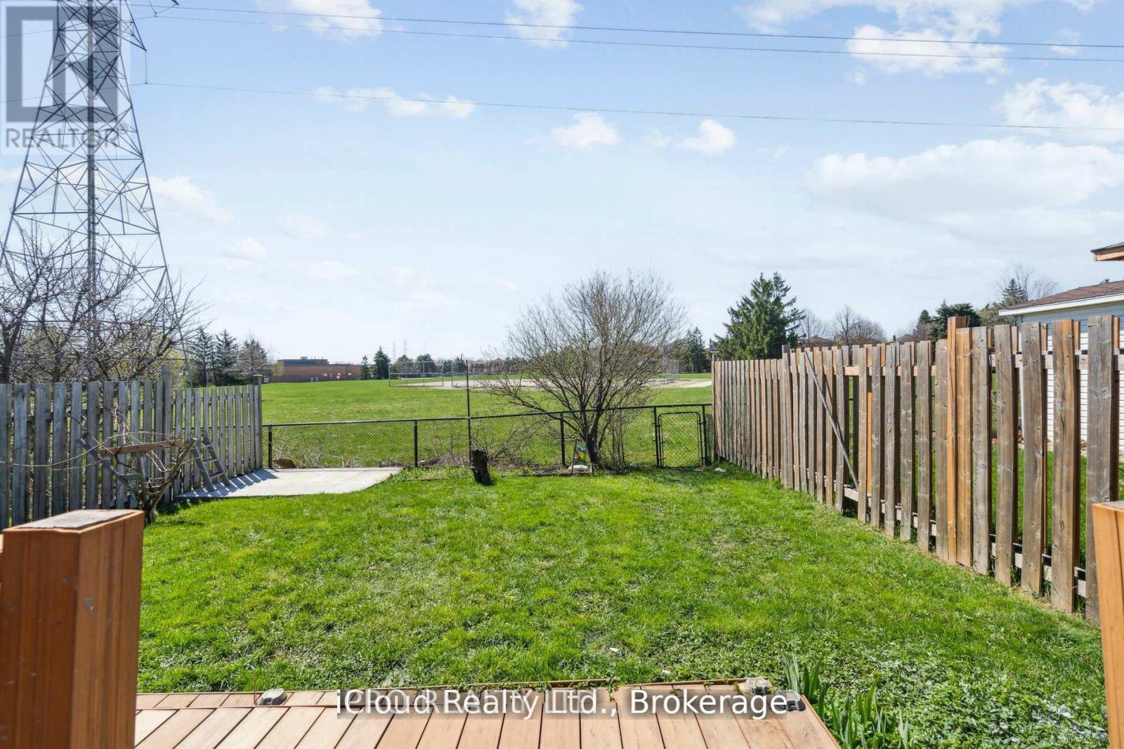 15 Fallen Oak Court, Brampton, Ontario  L6Y 3T6 - Photo 38 - W12450811