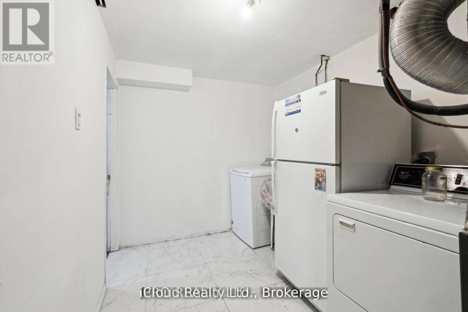 15 Fallen Oak Court, Brampton, Ontario  L6Y 3T6 - Photo 40 - W12450811