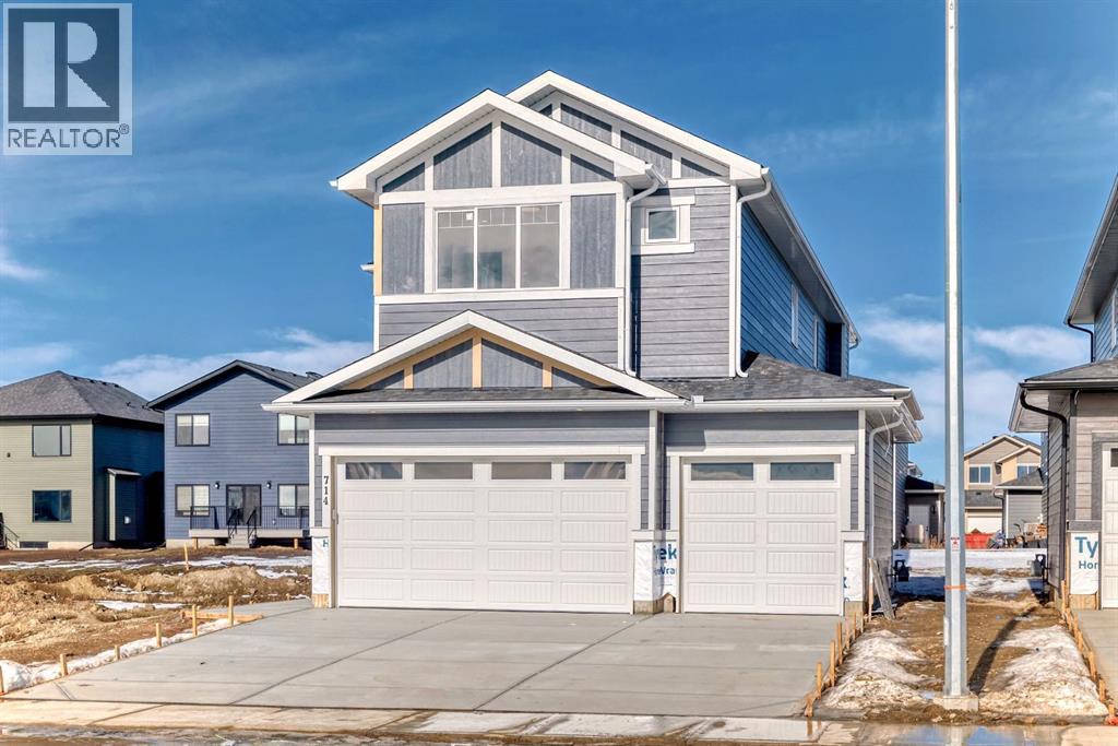 714 Mandalay Boulevard, Carstairs, Alberta  T0M 0N0 - Photo 1 - A2246787