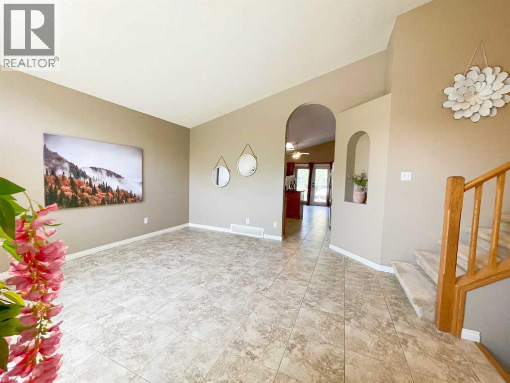 345 Red Crow Boulevard W, Lethbridge, Alberta  T1K 7M2 - Photo 6 - A2259705
