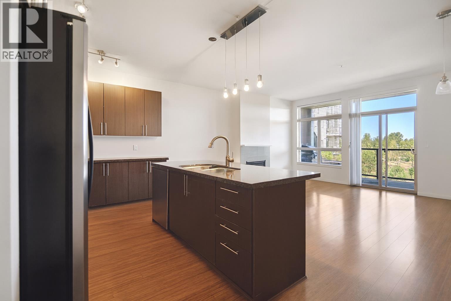 206 6233 London Road, Richmond, British Columbia  V7E 3S3 - Photo 2 - R3041220