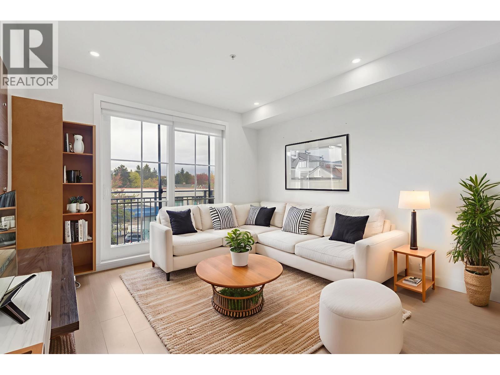 309 2528 COLLINGWOOD STREET, Vancouver, British Columbia