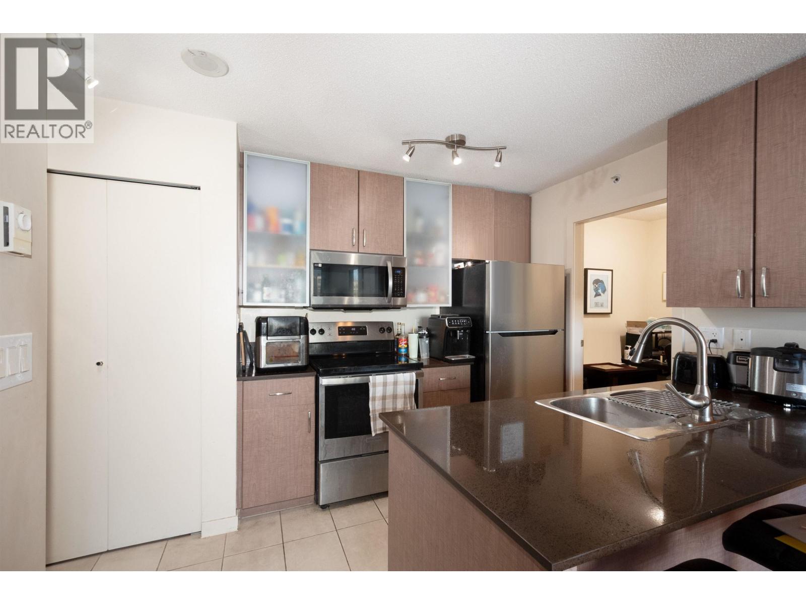 2201 977 Mainland Street, Vancouver, British Columbia  V6B 1T2 - Photo 9 - R3056499