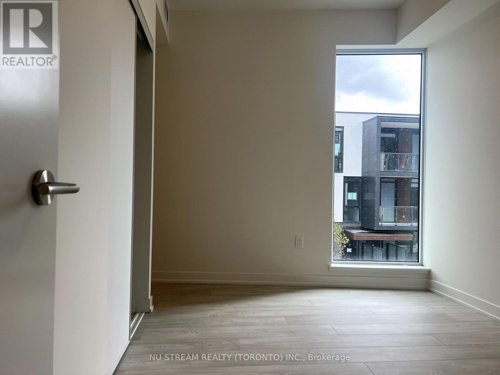 223 - 1 Kyle Lowry Road, Toronto, Ontario  M3C 1H7 - Photo 5 - C12450836