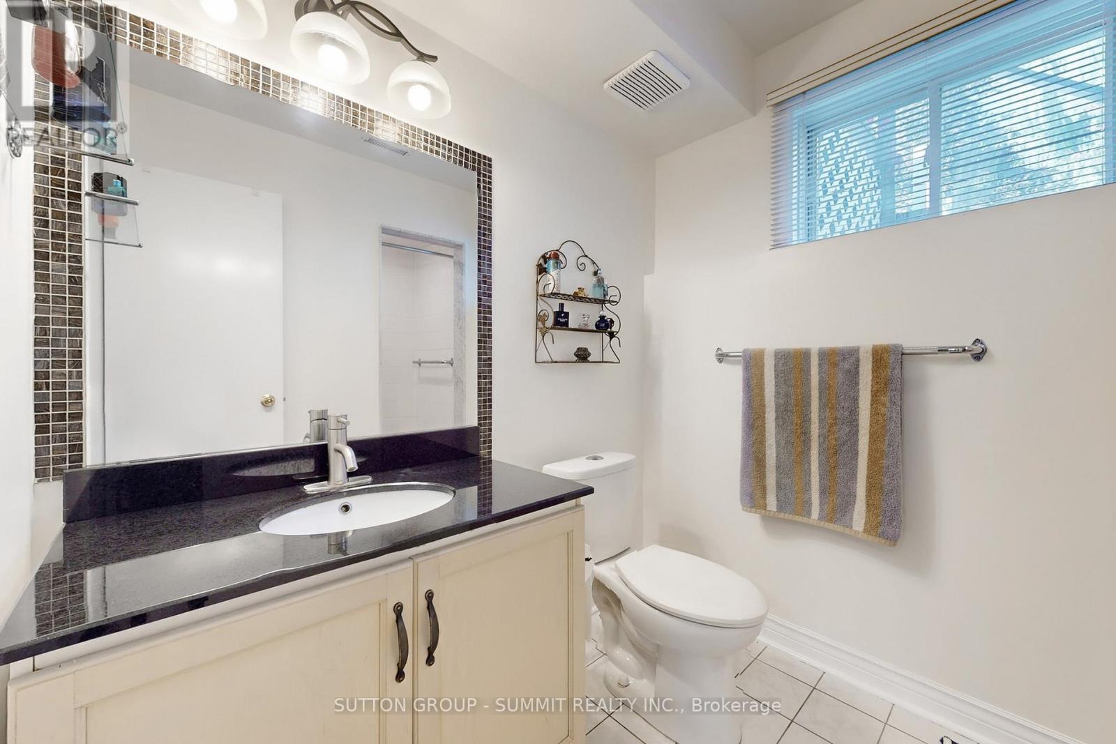 5981 Rayshaw Crescent, Mississauga, Ontario  L5M 2P1 - Photo 34 - W12449296