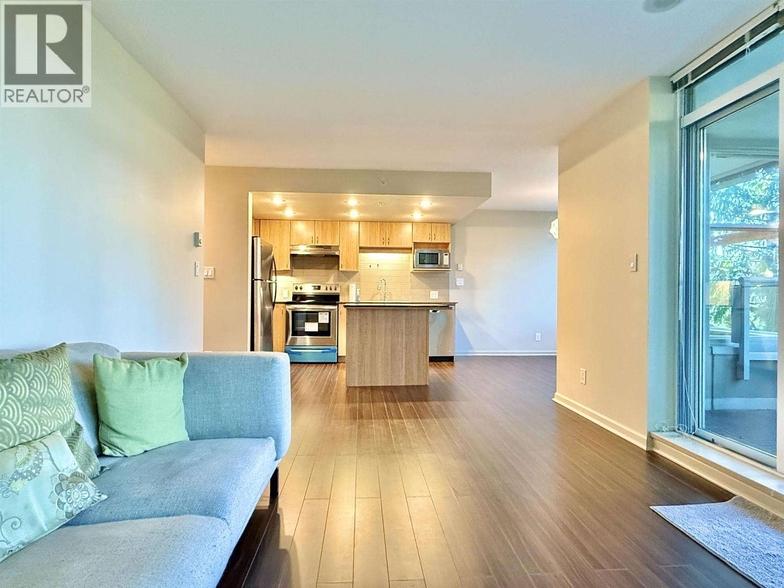 305 9232 University Crescent, Burnaby, British Columbia  V5A 0A3 - Photo 12 - R3056526