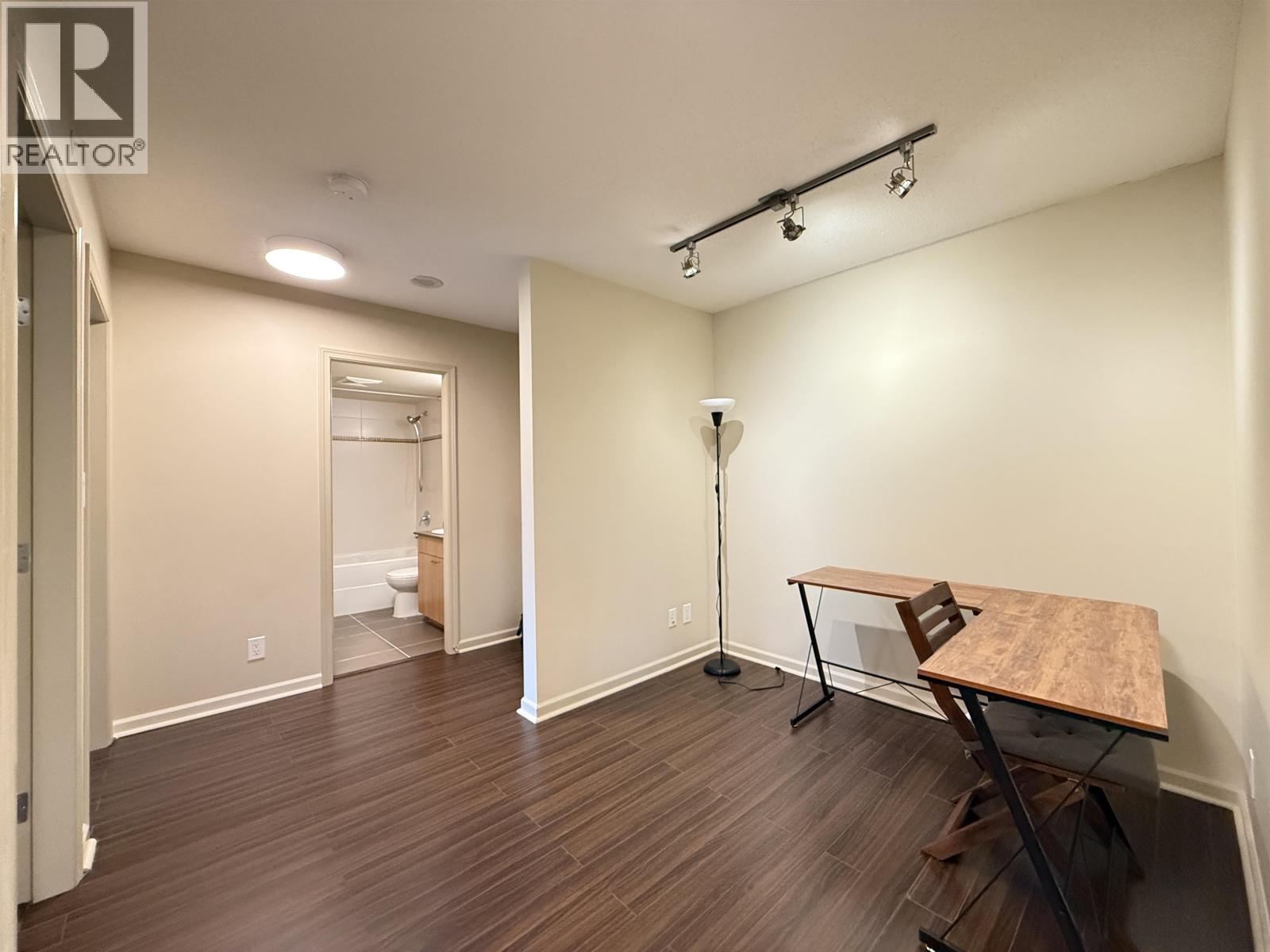 305 9232 University Crescent, Burnaby, British Columbia  V5A 0A3 - Photo 23 - R3056526