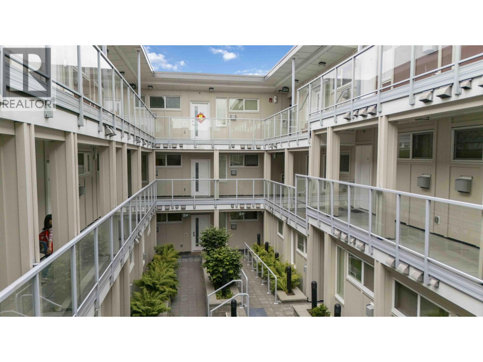 Ph8 1838 Renfrew Street, Vancouver, British Columbia  V5M 3H9 - Photo 39 - R3056529
