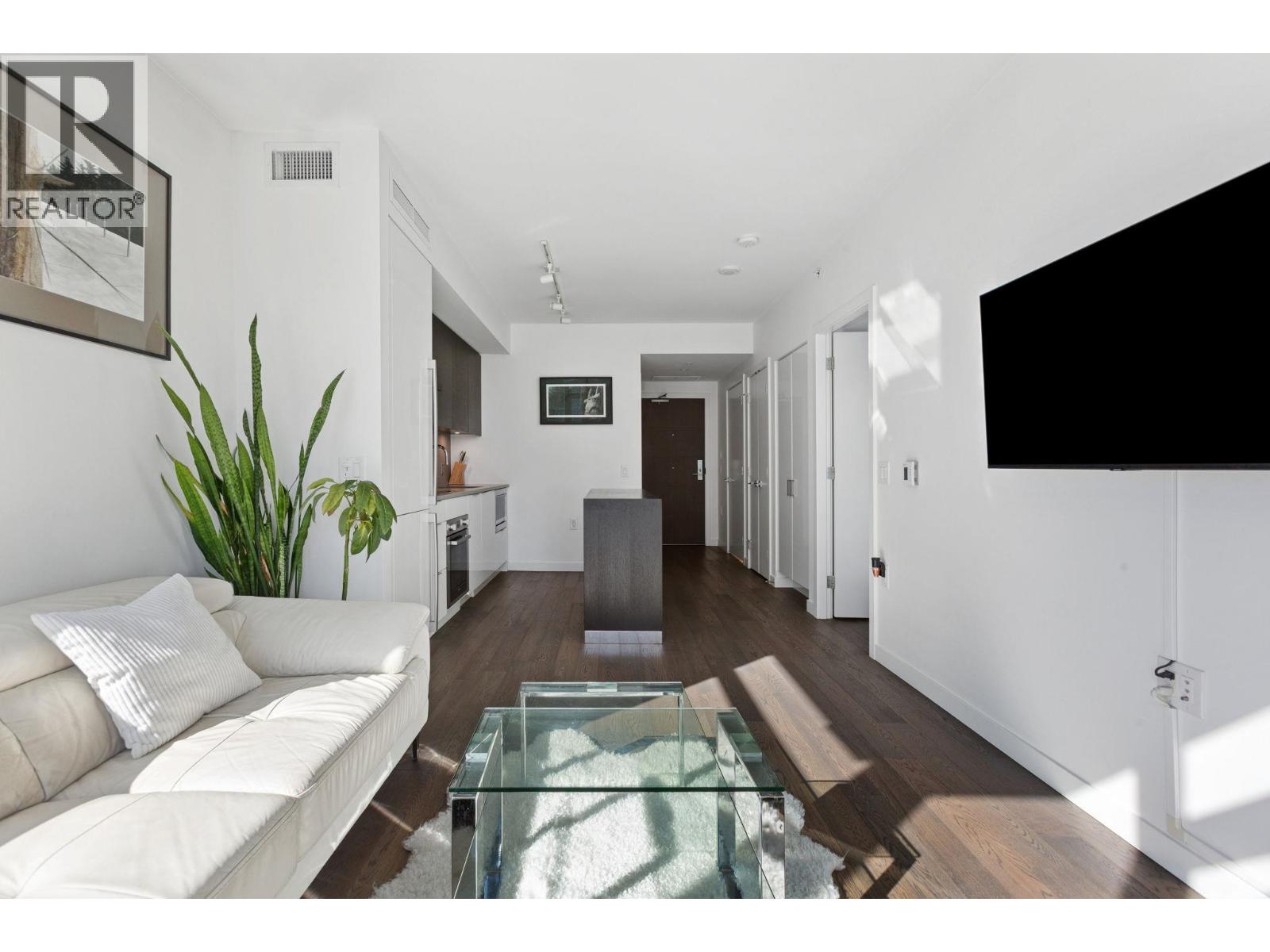 609 1688 Pullman Porter Street, Vancouver, British Columbia  V6A 0H4 - Photo 4 - R3056530