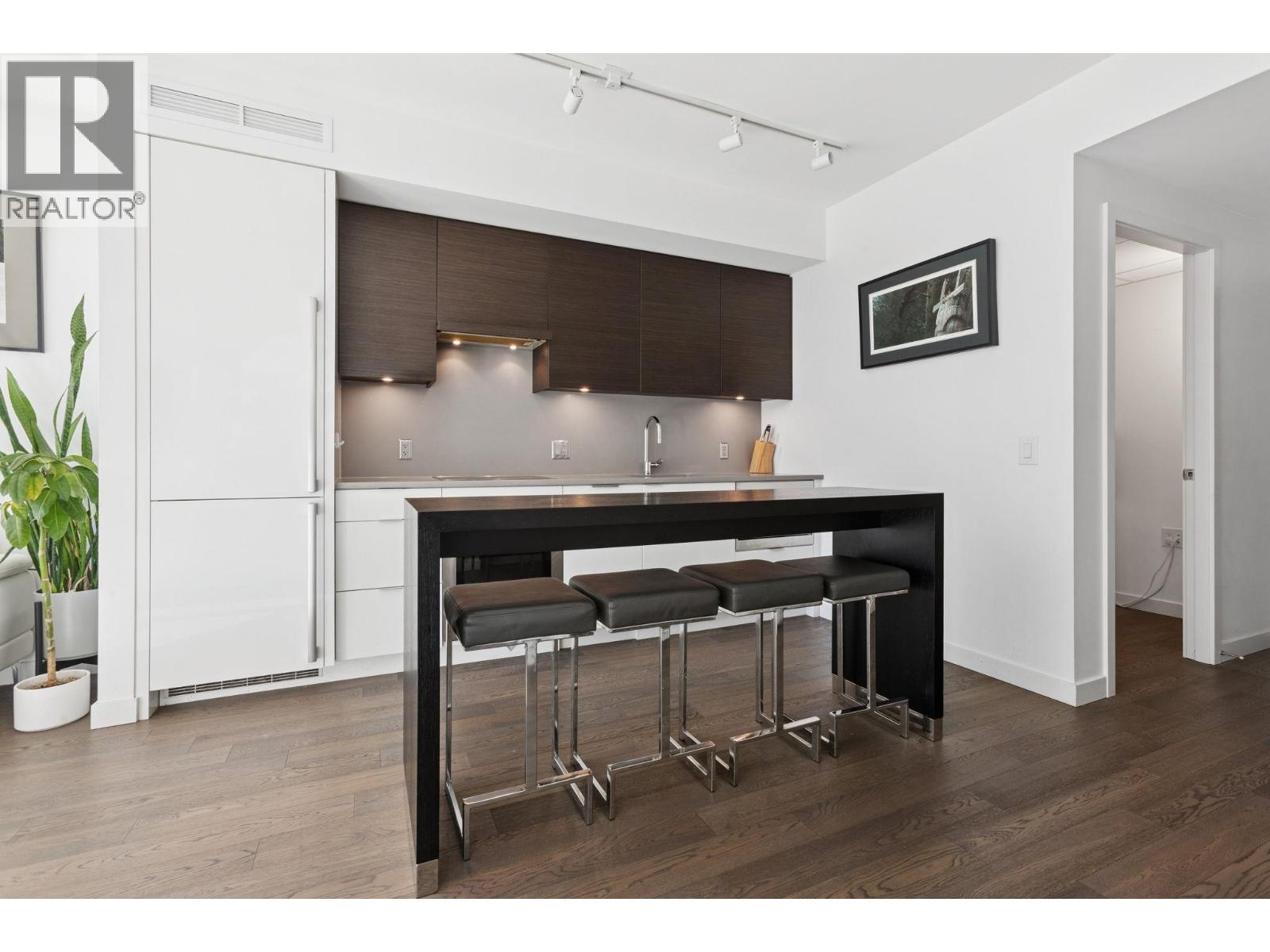 609 1688 Pullman Porter Street, Vancouver, British Columbia  V6A 0H4 - Photo 9 - R3056530