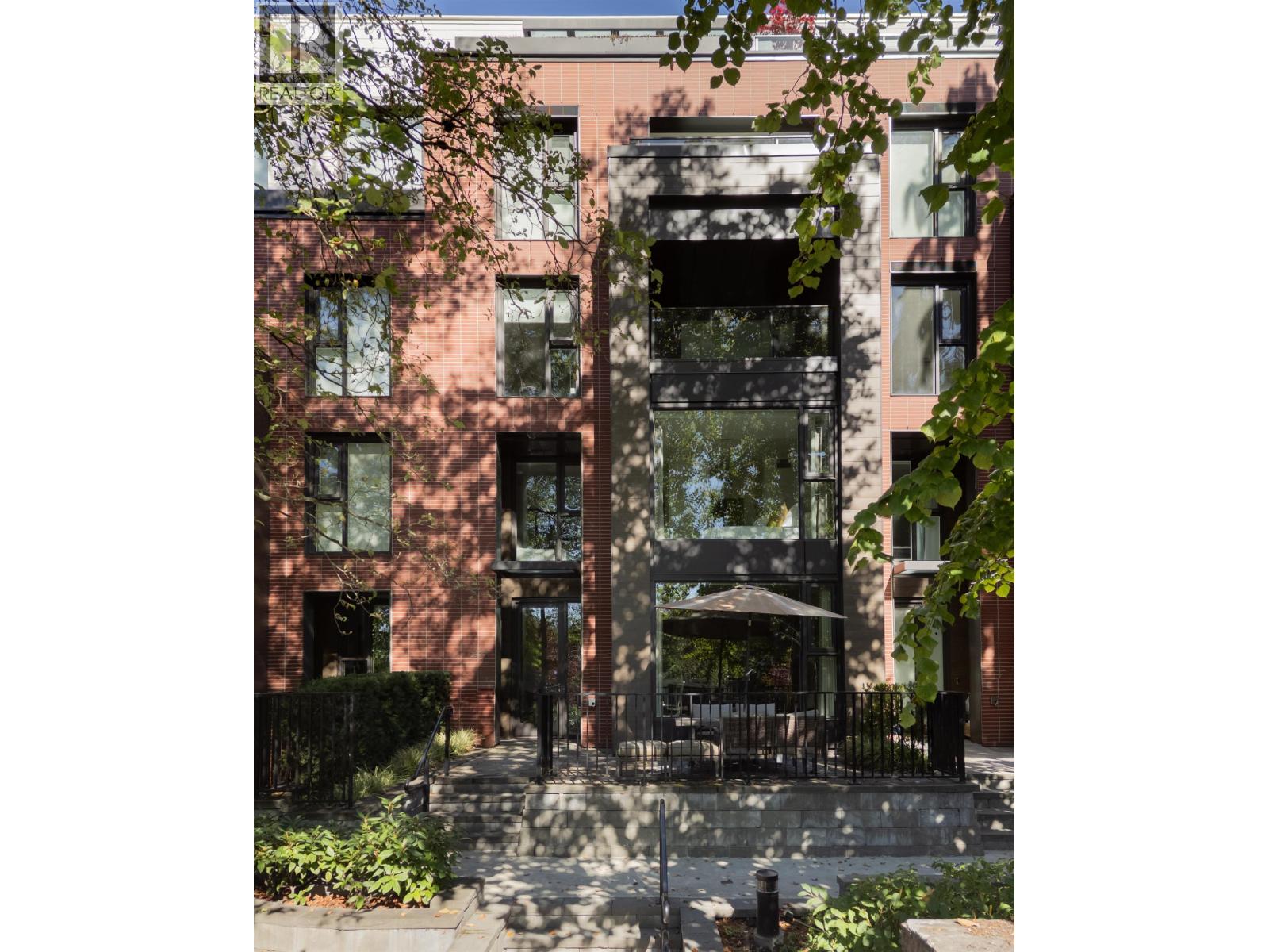 1577 W 57TH AVENUE, Vancouver, British Columbia