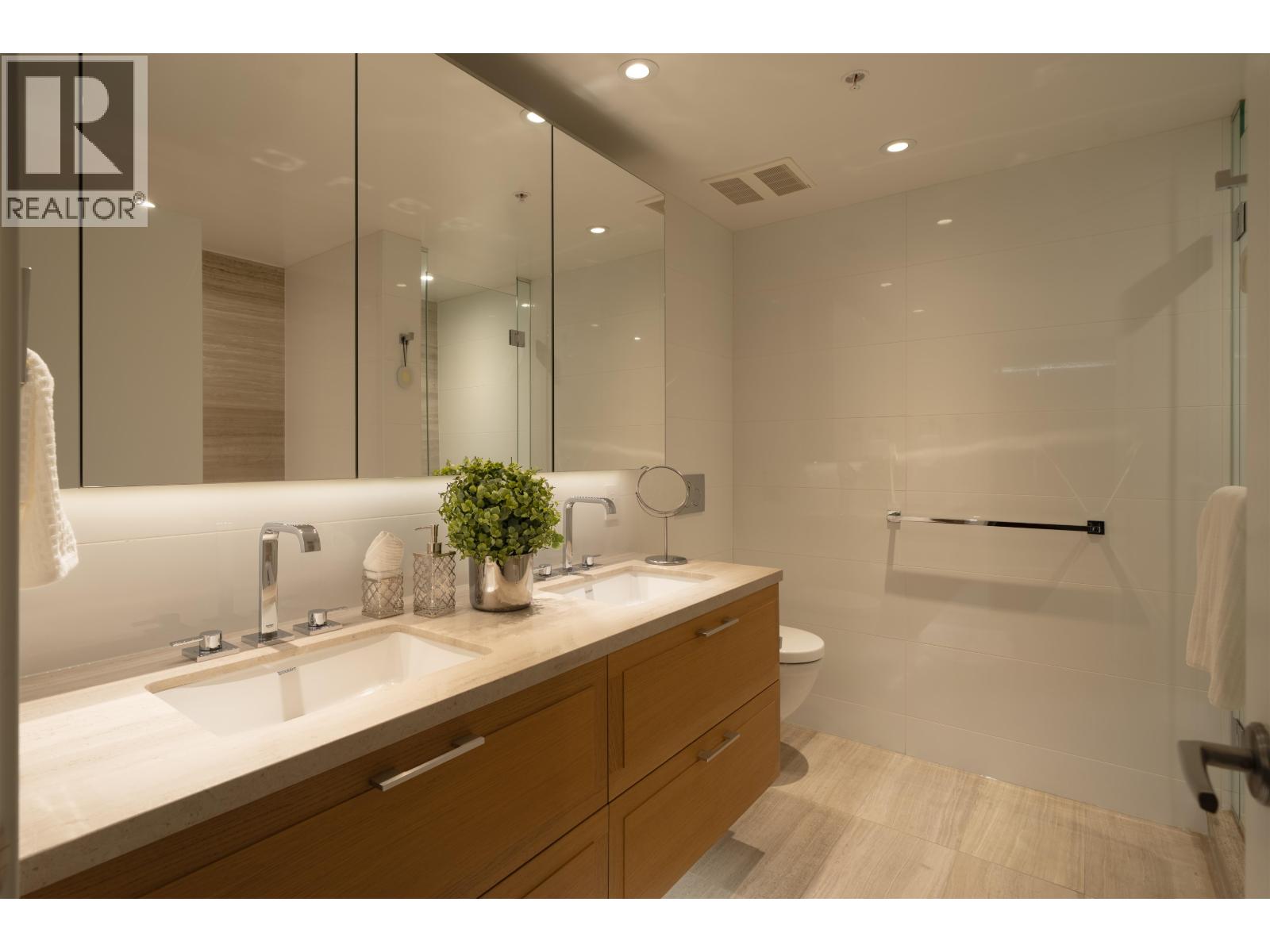1577 W 57th Avenue, Vancouver, British Columbia  V6P 0H7 - Photo 19 - R3056531