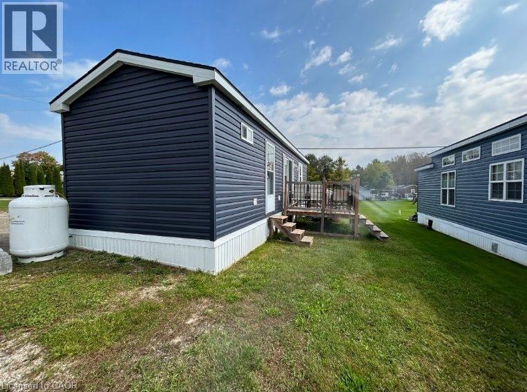 9625 Pike Lake Road, Clifford, Ontario  N0G 1M0 - Photo 2 - 40777378
