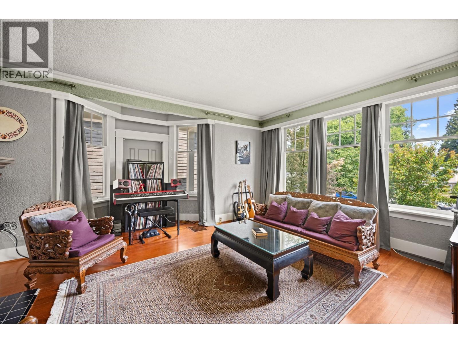 922 Fifth Street, New Westminster, British Columbia  V3L 2Y4 - Photo 10 - R3056523