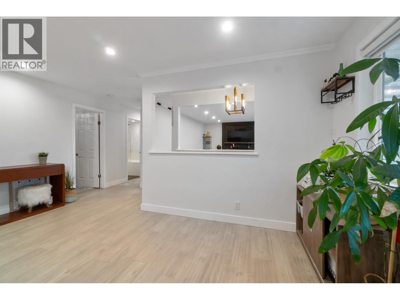 309 Gloucester Court, Coquitlam, British Columbia  V3K 5S6 - Photo 18 - R3056536