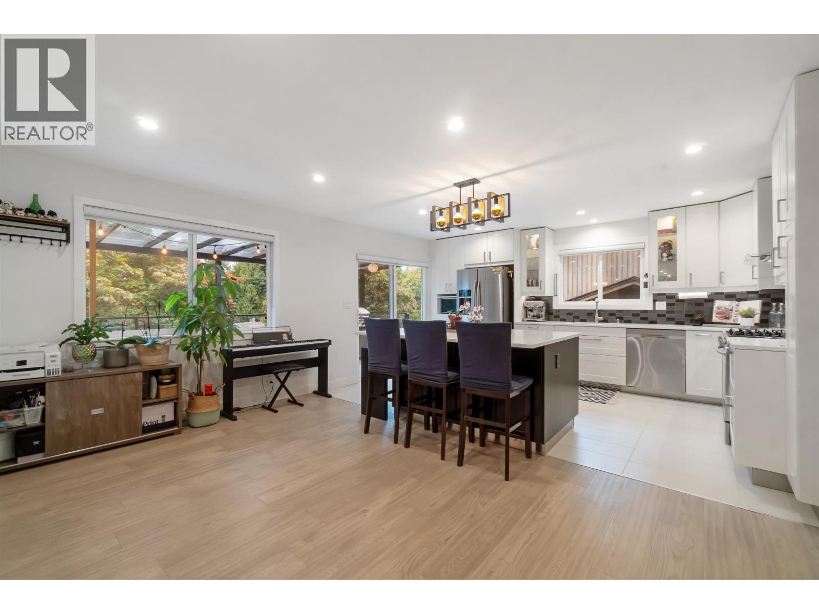 309 Gloucester Court, Coquitlam, British Columbia  V3K 5S6 - Photo 7 - R3056536