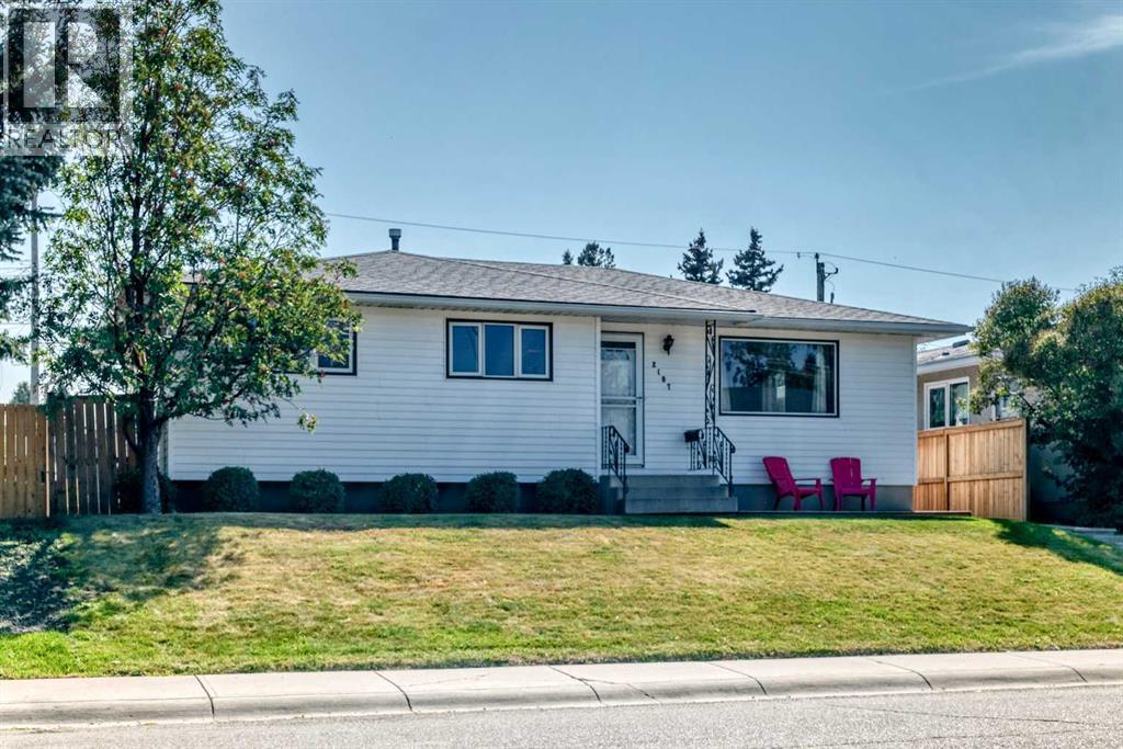 2107 Munro Drive Ne, Calgary, Alberta  T2E 5Y7 - Photo 1 - A2259131