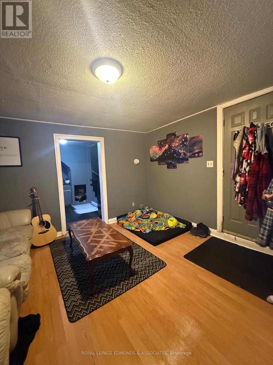 475 Pembroke Street W, Pembroke, Ontario  K8A 5P1 - Photo 21 - X12450524