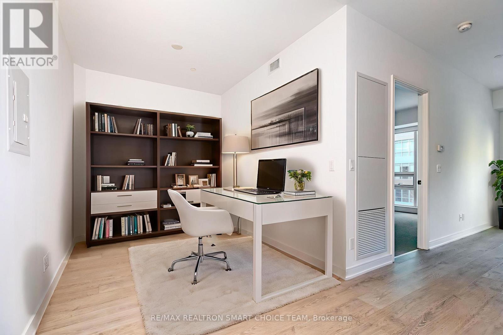 704 - 88 Scott Street, Toronto, Ontario  M5E 0A9 - Photo 15 - C12448416