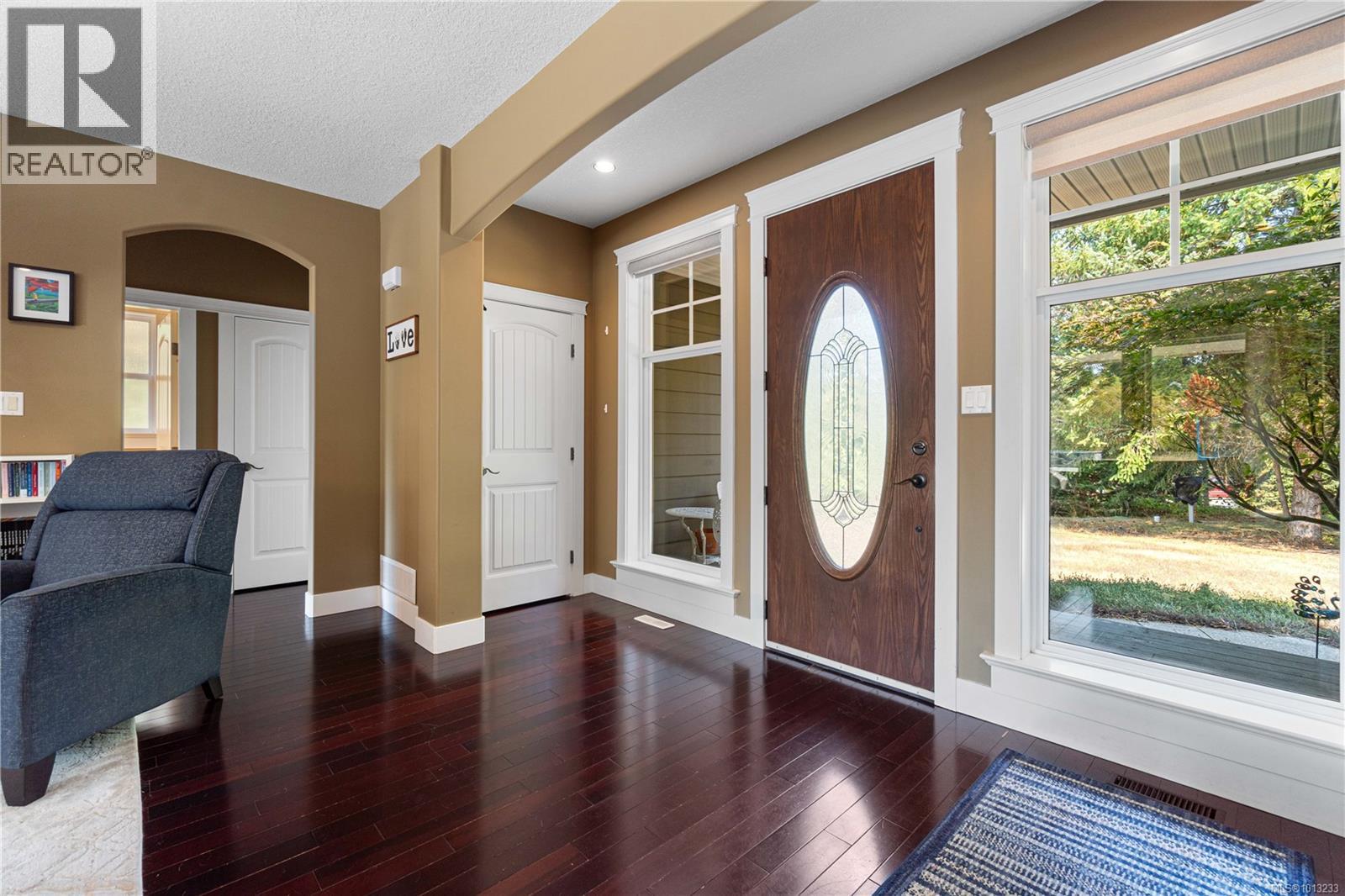 1209 Courtney Rd, Errington, British Columbia  V0R 1V0 - Photo 18 - 1013233
