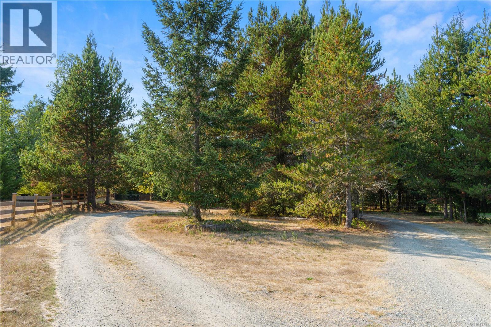 1209 Courtney Rd, Errington, British Columbia  V0R 1V0 - Photo 61 - 1013233